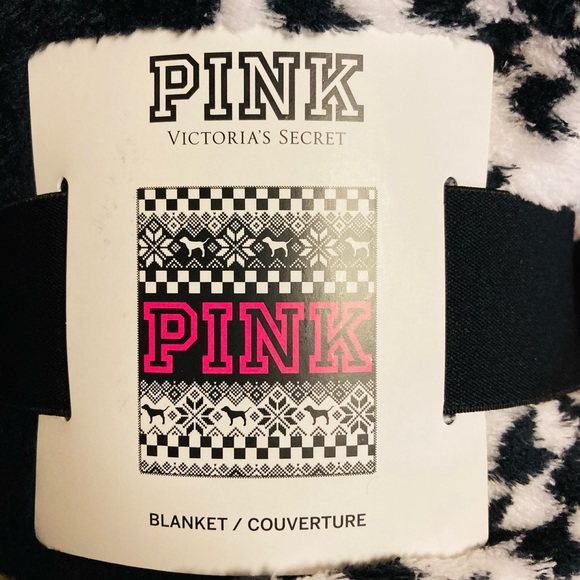 🌆vs PINK Travel Duo ✈️ 🌅 - Picture 2 of 11